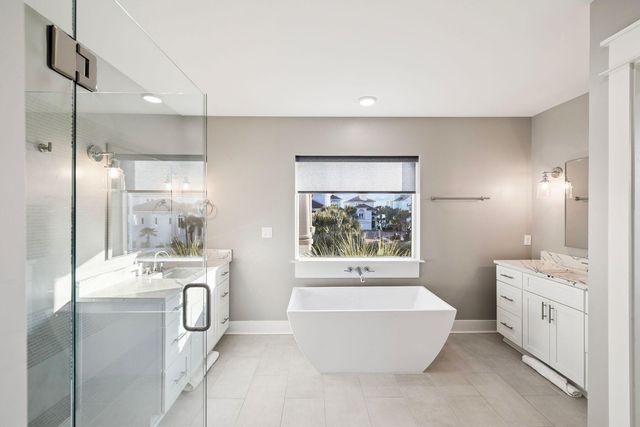 4821 Ocean Boulevard, Destin, FL 32541