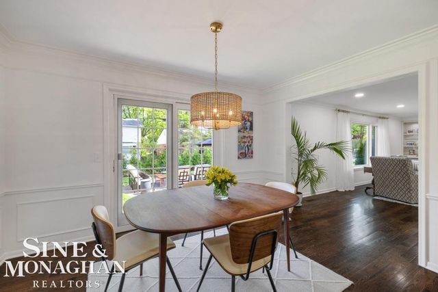 754 N Brys Drive, Grosse Pointe Woods, MI 48236