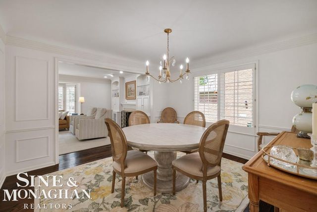 754 N Brys Drive, Grosse Pointe Woods, MI 48236