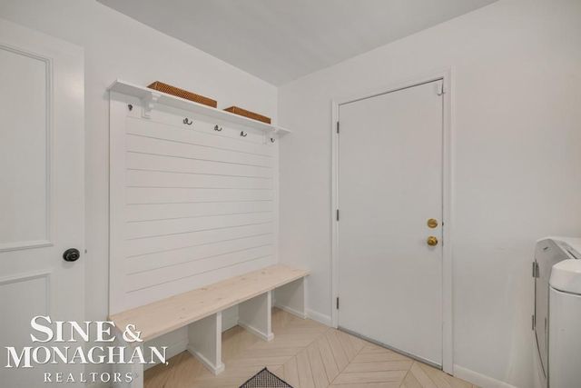 754 N Brys Drive, Grosse Pointe Woods, MI 48236