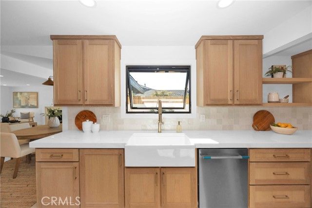 900 Catalina Avenue, Seal Beach, CA 90740