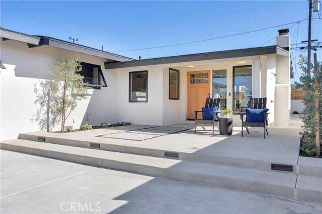 900 Catalina Avenue, Seal Beach, CA 90740