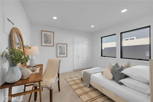 900 Catalina Avenue, Seal Beach, CA 90740