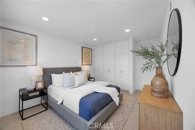 900 Catalina Avenue, Seal Beach, CA 90740