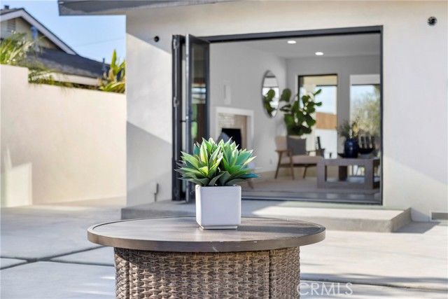 900 Catalina Avenue, Seal Beach, CA 90740