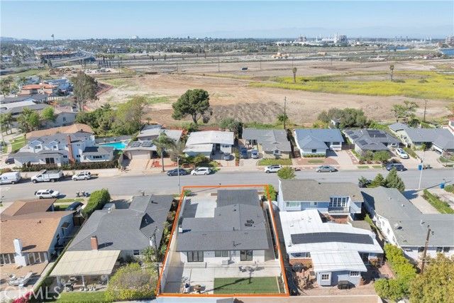 900 Catalina Avenue, Seal Beach, CA 90740