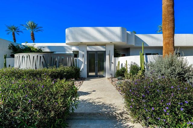 105 Waterford Circle, Rancho Mirage, CA 92270