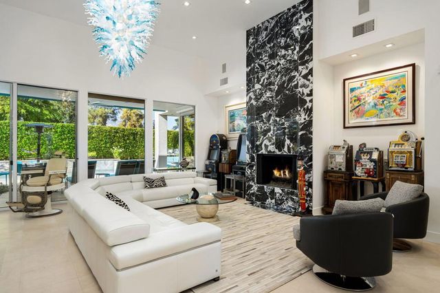 105 Waterford Circle, Rancho Mirage, CA 92270