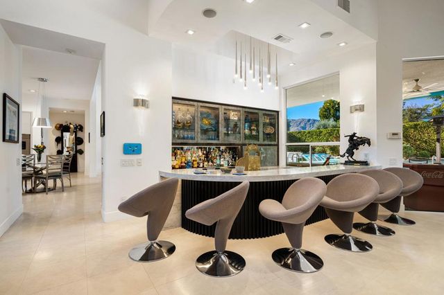 105 Waterford Circle, Rancho Mirage, CA 92270