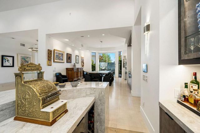 105 Waterford Circle, Rancho Mirage, CA 92270