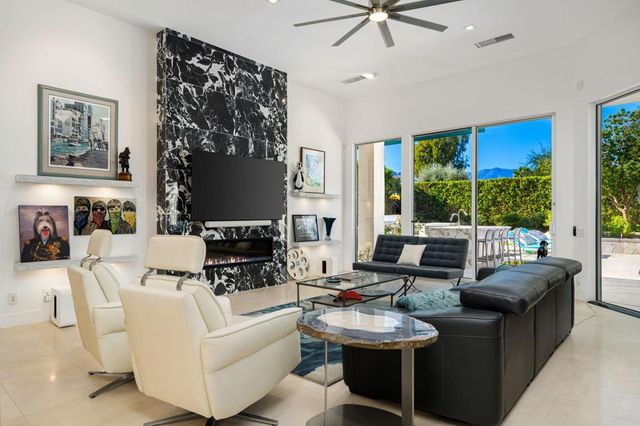 105 Waterford Circle, Rancho Mirage, CA 92270