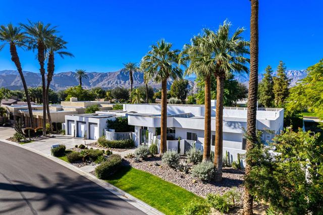 105 Waterford Circle, Rancho Mirage, CA 92270