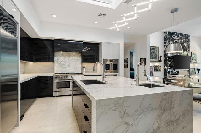 105 Waterford Circle, Rancho Mirage, CA 92270