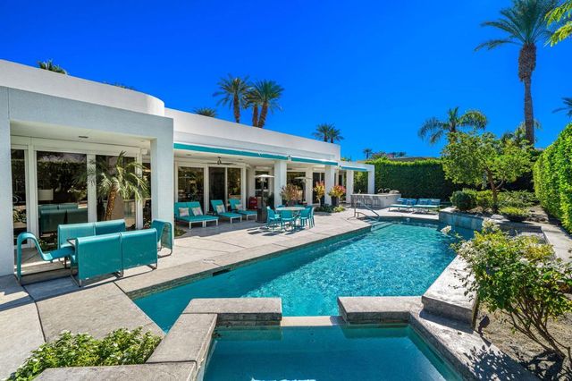 105 Waterford Circle, Rancho Mirage, CA 92270