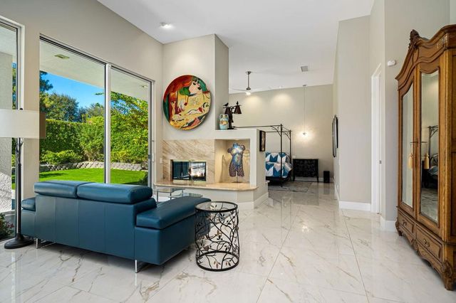 105 Waterford Circle, Rancho Mirage, CA 92270