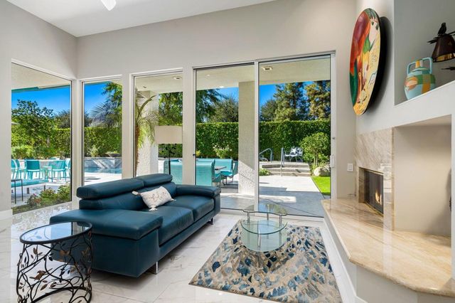 105 Waterford Circle, Rancho Mirage, CA 92270