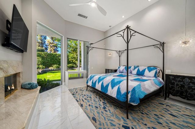 105 Waterford Circle, Rancho Mirage, CA 92270