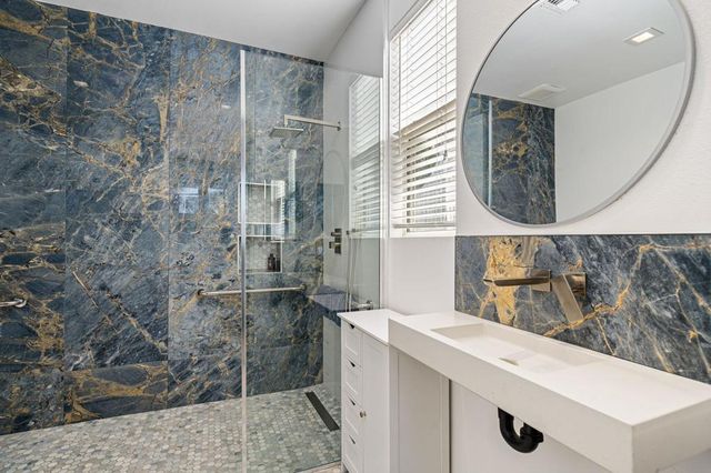 105 Waterford Circle, Rancho Mirage, CA 92270