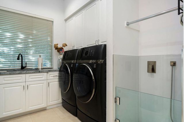 105 Waterford Circle, Rancho Mirage, CA 92270