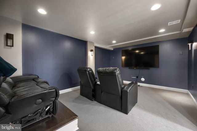 11229 HUNTOVER DR, Rockville, MD 20852