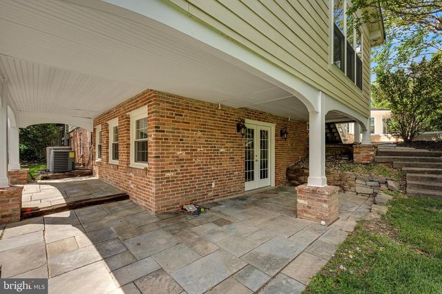 11229 HUNTOVER DR, Rockville, MD 20852