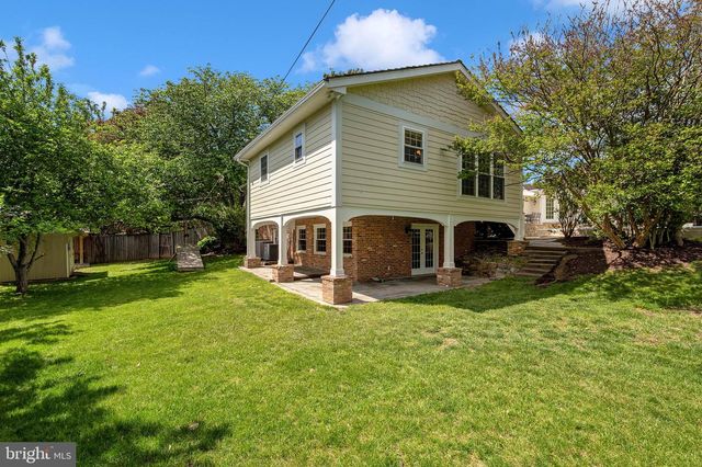 11229 HUNTOVER DR, Rockville, MD 20852