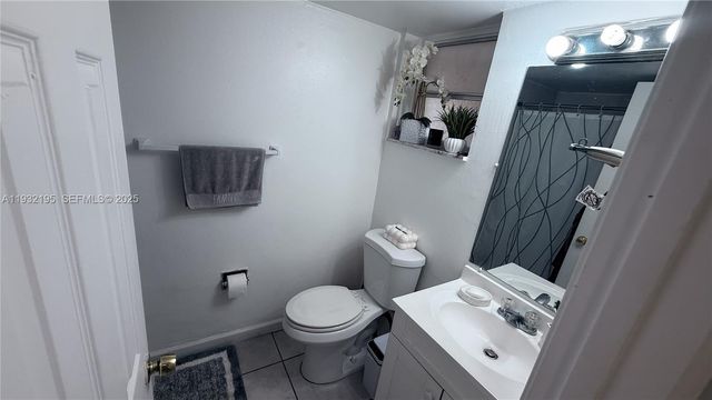 8860 Fontainebleau Blvd 103, Miami, FL 33172