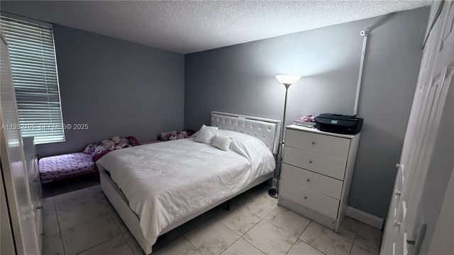 8860 Fontainebleau Blvd 103, Miami, FL 33172