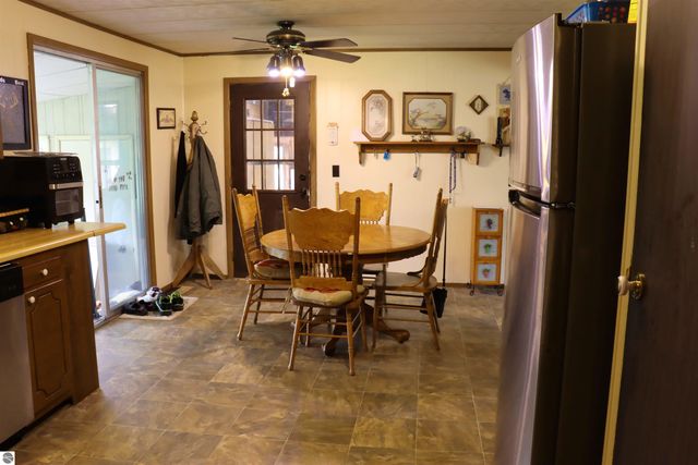 4145 W Shearer Road, Coleman, MI 48618
