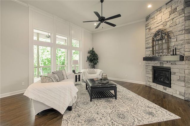 4818 NE 105th Street, Kansas City, MO 64156