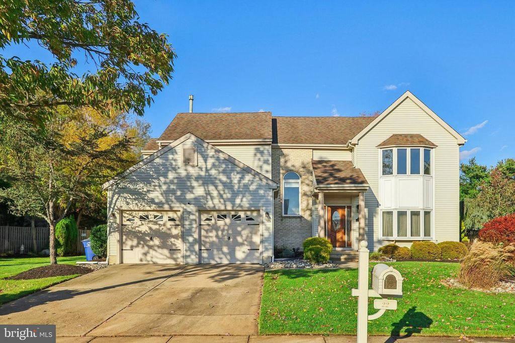 22 HAWK LN, Marlton, NJ 08053