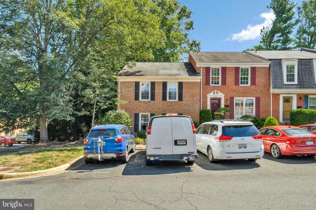 2349 HORSEFERRY CT, Reston, VA 20191