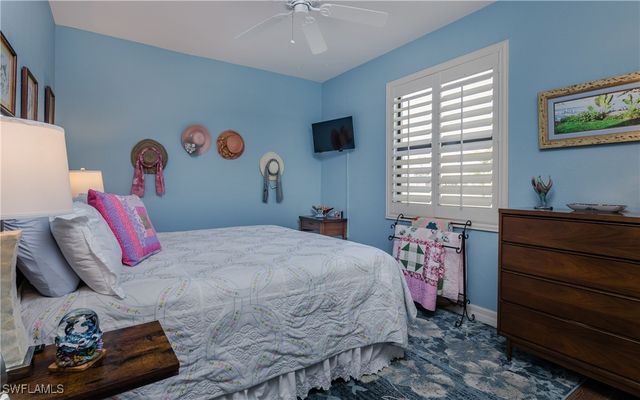 2805 NW 15th ST, Cape Coral, FL 33993