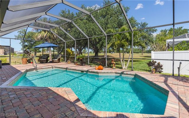 2805 NW 15th ST, Cape Coral, FL 33993