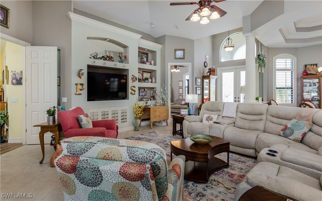 2805 NW 15th ST, Cape Coral, FL 33993