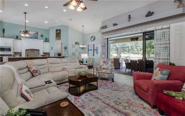 2805 NW 15th ST, Cape Coral, FL 33993