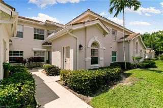 6927 Satinleaf RD N 203, Naples, FL 34109