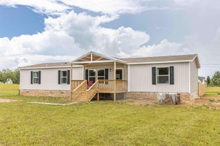700 GANN RD, Selmer, TN 38375