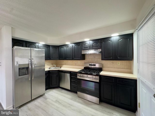8166 DEL HAVEN RD, Baltimore, MD 21222