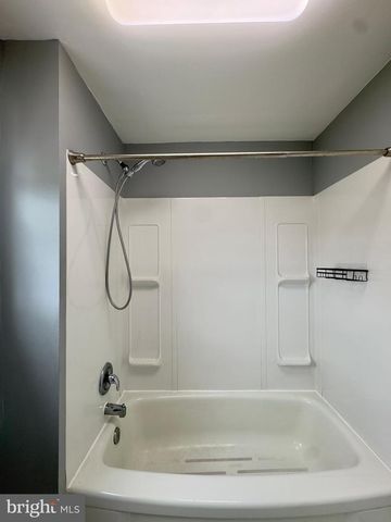 8166 DEL HAVEN RD, Baltimore, MD 21222