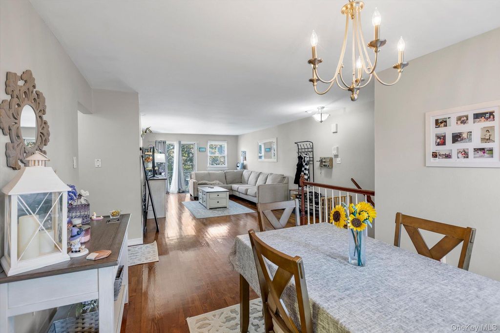3909 Wilshire Lane 3909, Oakdale, NY 11769 — photo 5