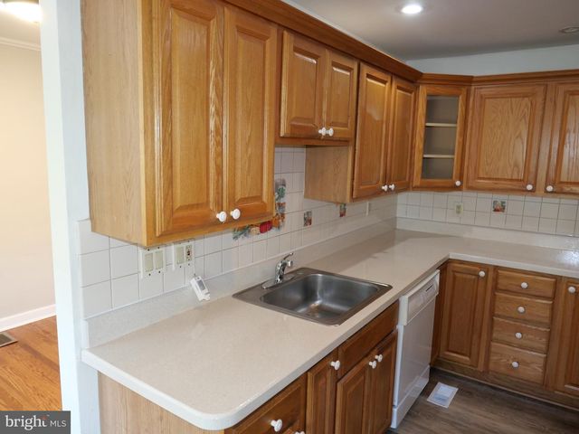 236 BLANCHARD RD, Drexel Hill, PA 19026