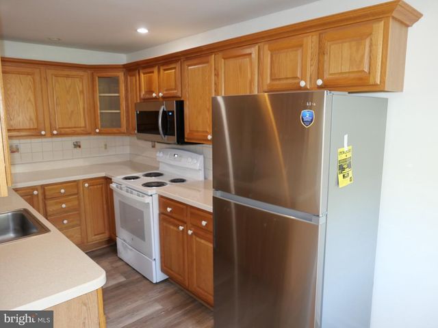236 BLANCHARD RD, Drexel Hill, PA 19026