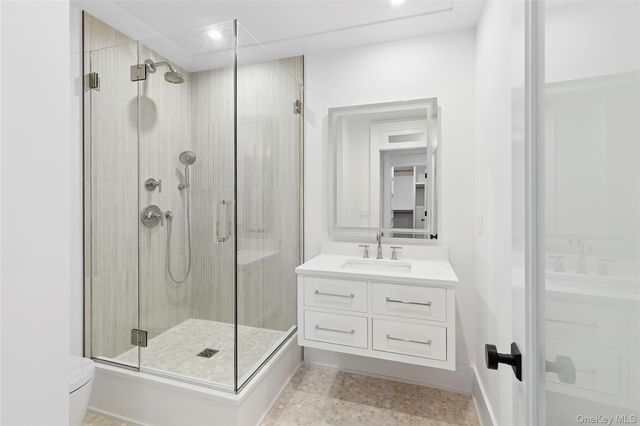 522 Wickapogue Road, Southampton, NY 11968