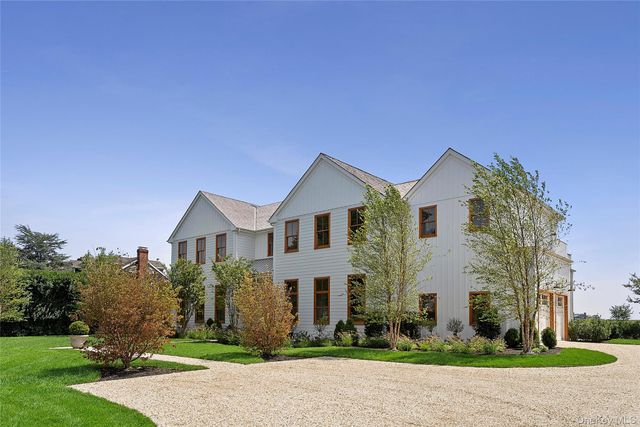 522 Wickapogue Road, Southampton, NY 11968