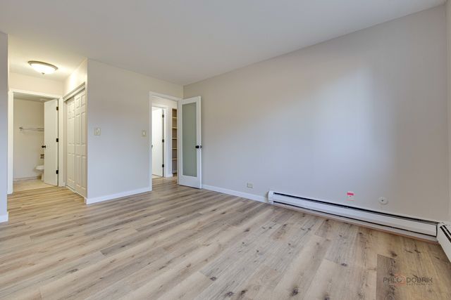 1880 Bonnie Lane 116, Hoffman Estates, IL 60169