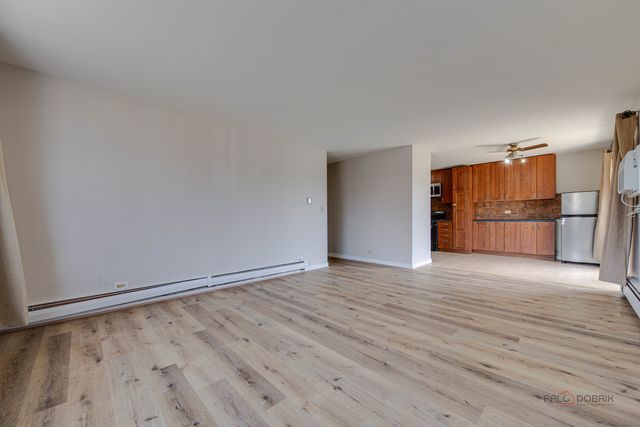 1880 Bonnie Lane 116, Hoffman Estates, IL 60169