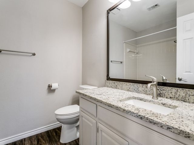 10 Sundance Court, Trophy Club, TX 76262