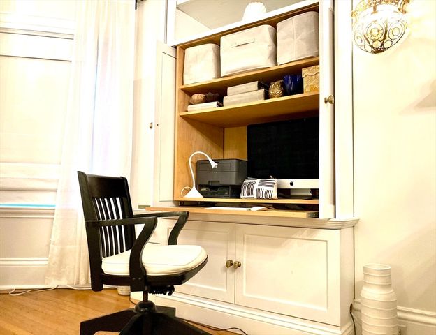 302 Commonwealth Ave. E, Boston, MA 02115