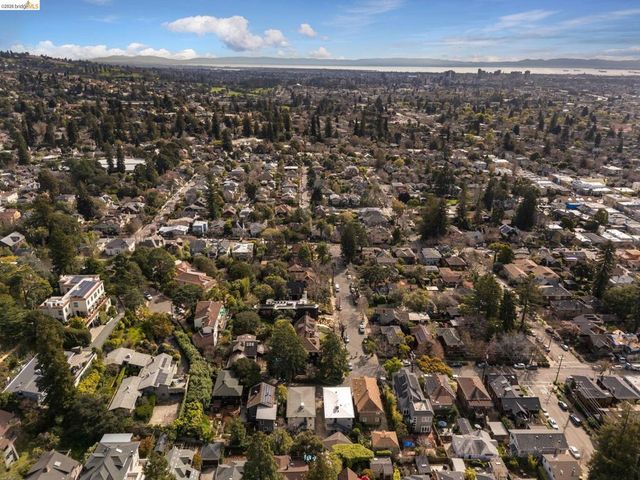 2817 2817 Palm Ct, Berkeley, CA 94705